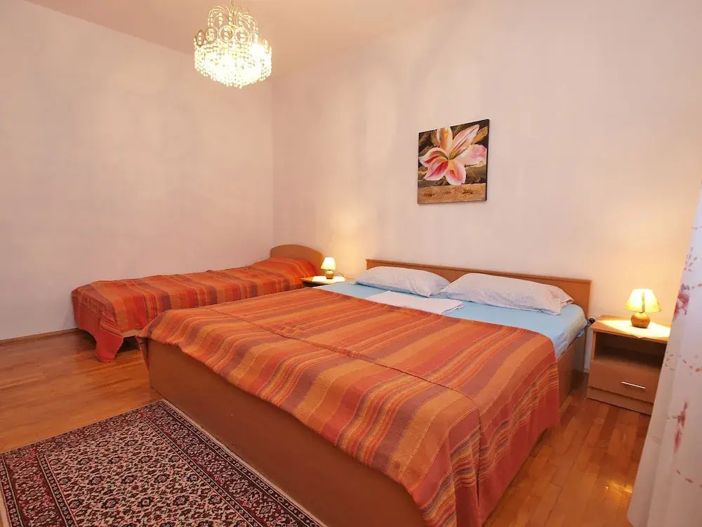 Apartments Marle 906