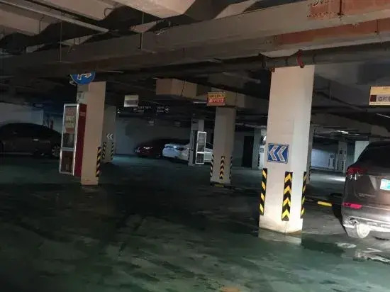 Nancheng Jinjiang Business Hotel