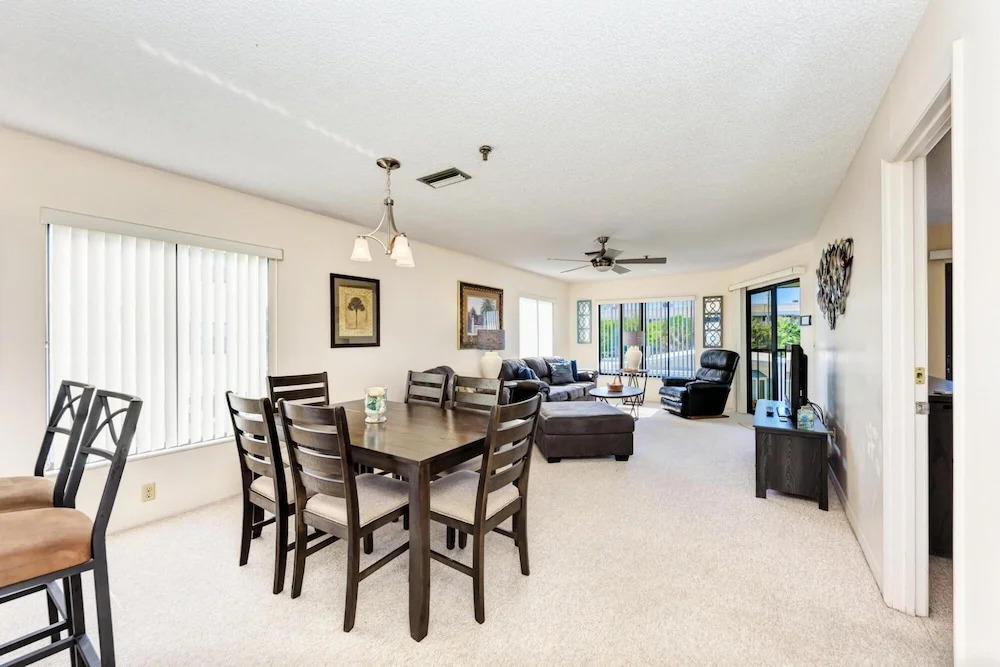 Gulf Breeze Ami-2bd-2ba-condo-private Beach Access-heater Pool-water Views From Every Window