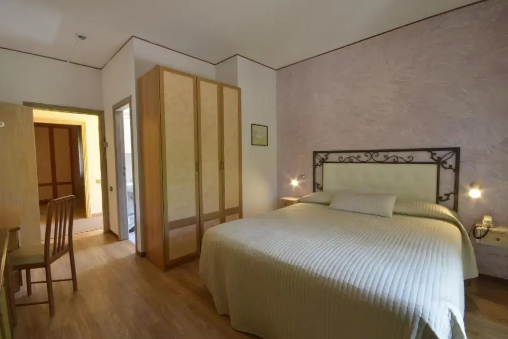 Hotel Pineta Ristorante country house in Fabriano