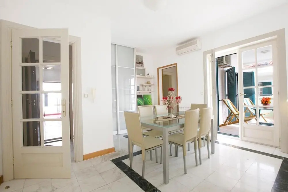 Sveti Stefan Beach Apartment