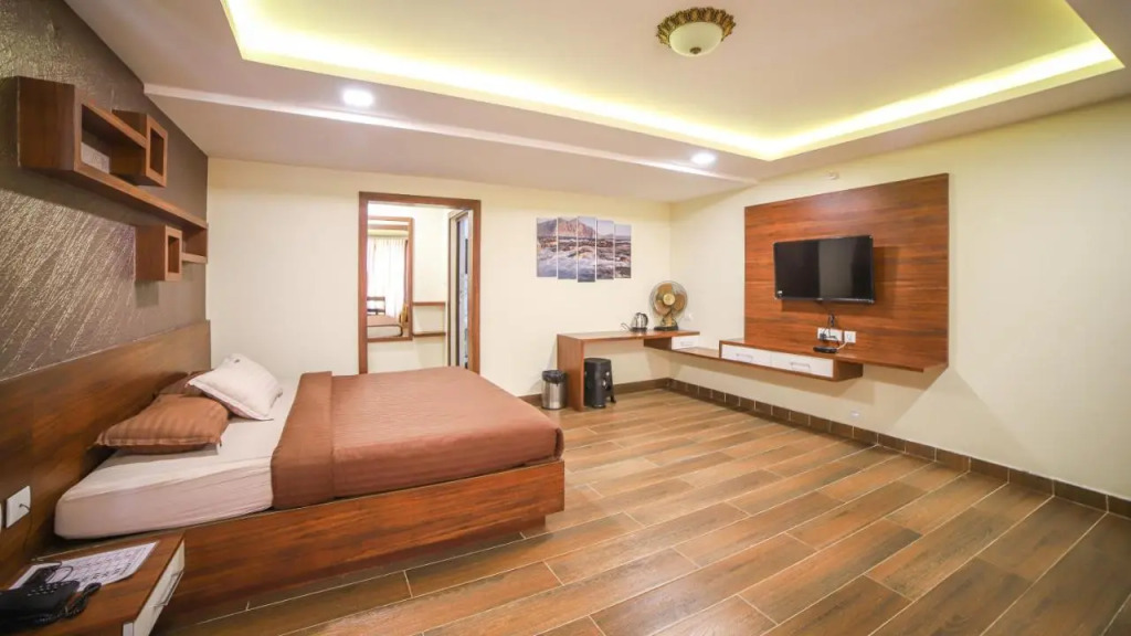 Aira Residency Kothagiri by Lexstays