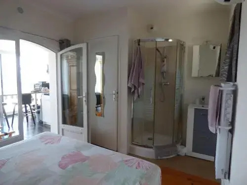 Chambre dHôtes avec kitchenette Vue Mer et montagnes LEstérel Panoramique