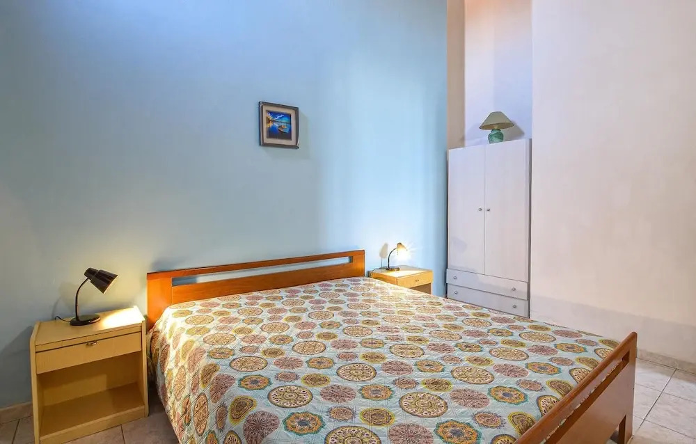 Stunning Home in Torre di Mezzo With Wifi and 3 Bedrooms