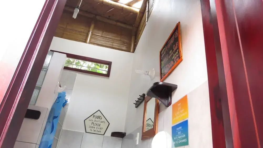 Esperanto Bed & Breakfast Surf Hostel