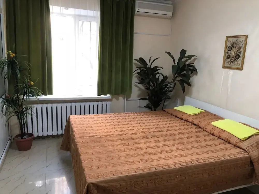 Elite Hostel