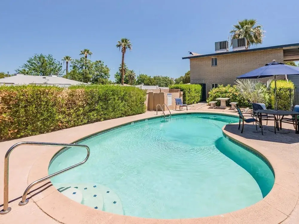 Relaxing 2BR Pool by WanderJaunt