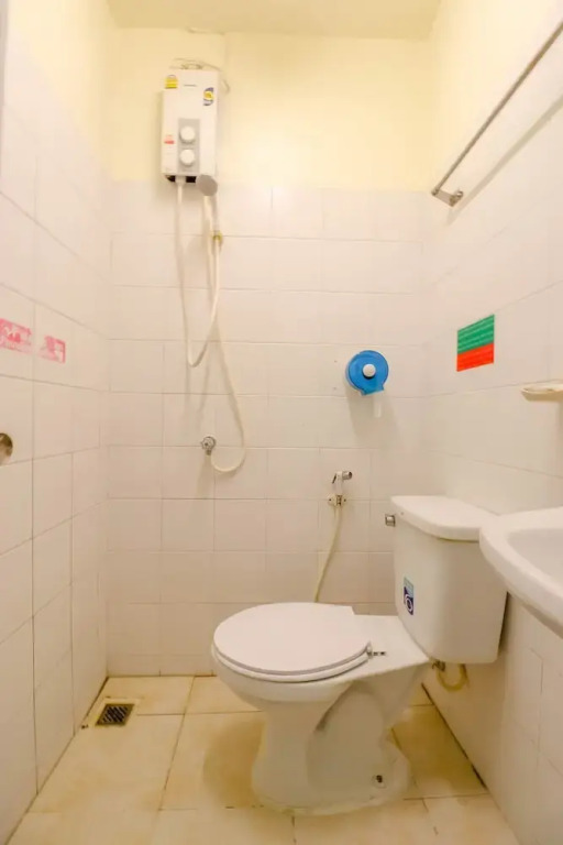 Sweethome Guest House by OYO Rooms