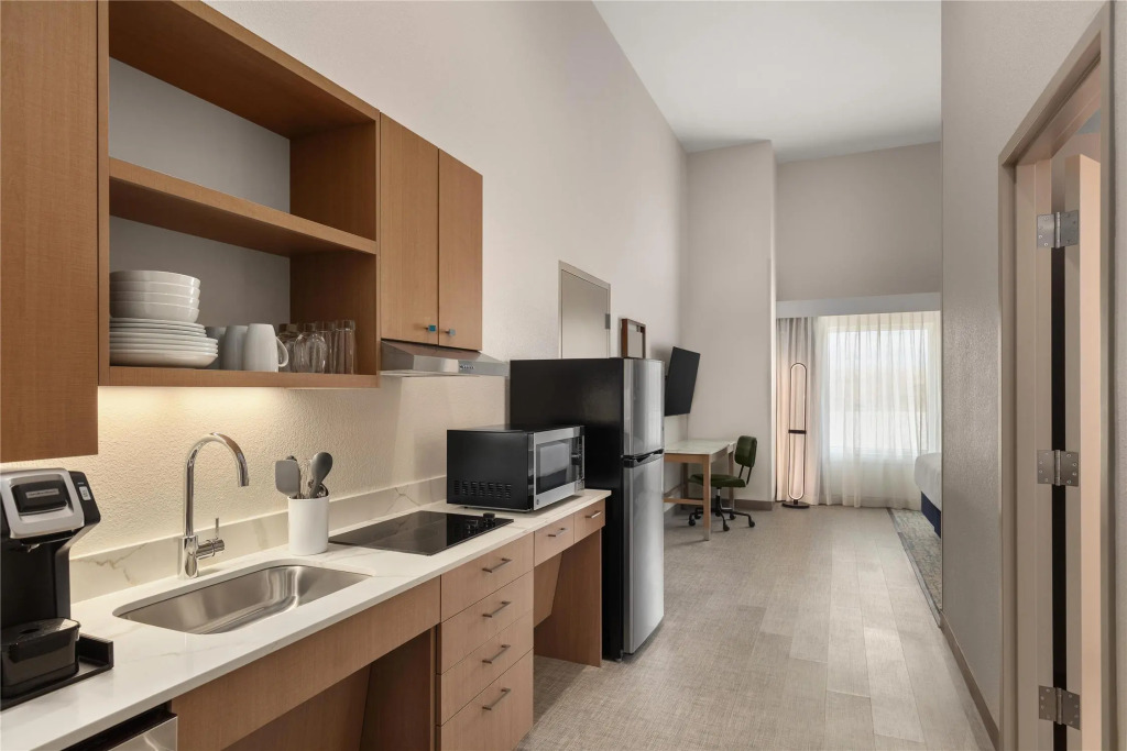 Homewood Suites By Hilton Wichita Airport