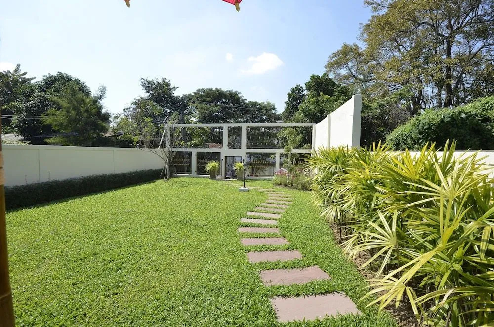 Sakorn Residence and Hotel
