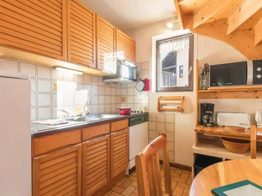 Appartement Le Monêtier-les-Bains, 3 pièces, 6 personnes - FR-1-330F-154