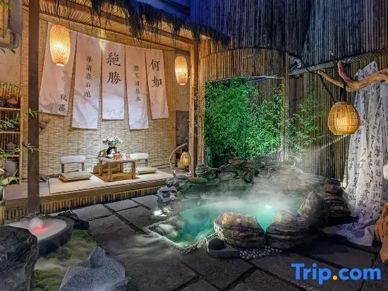 Premier Compound Hotel