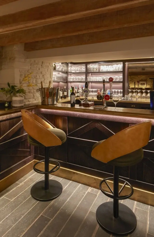 The Falcon Hotel
