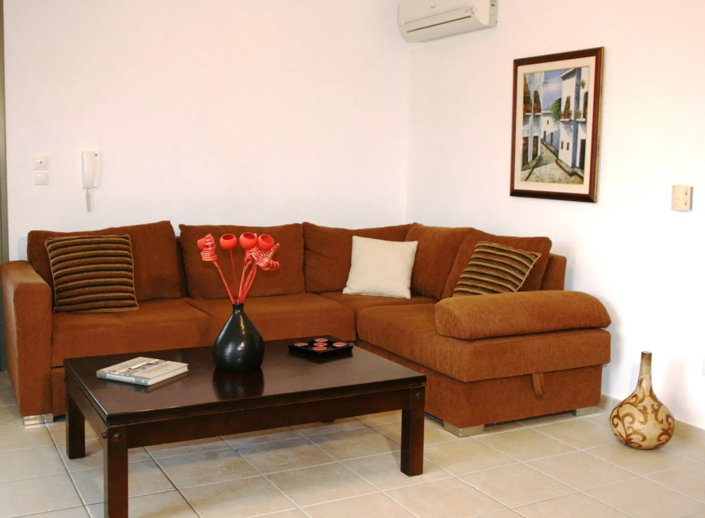 Lagoon View Apartments
