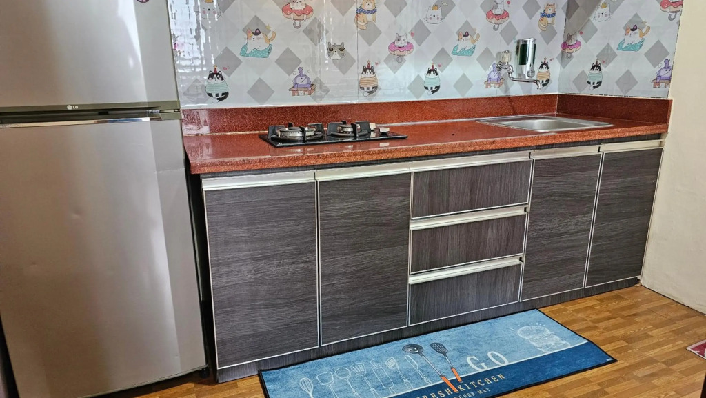 3BRs Penthouse View near JIEXPO Kemayoran Free Netflix & Amazone Prime Video