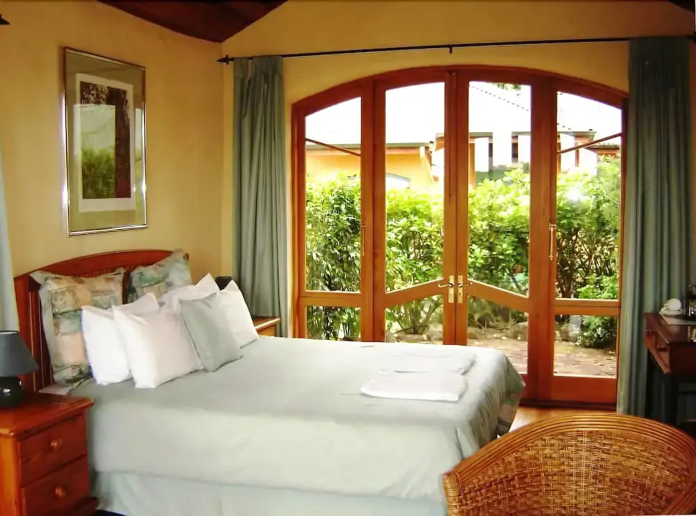 Earthsong Lodge