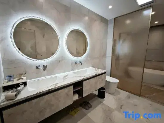 Yulu Leisure Holiday Villa