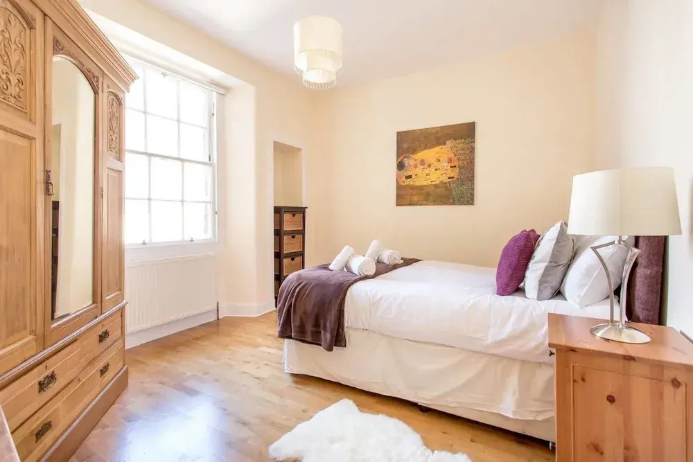 Retro Castle Retreat 2Bed (sleep 6)