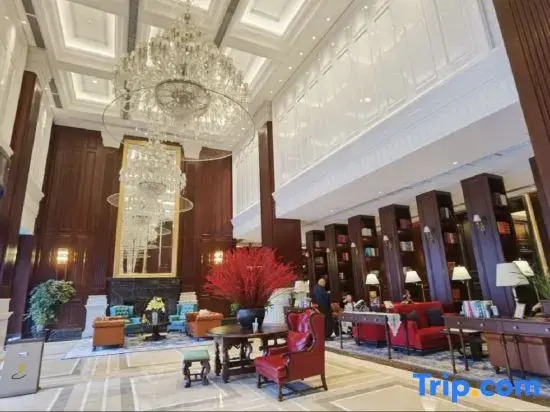 Slender West Lake Zhongji Executive Apartments