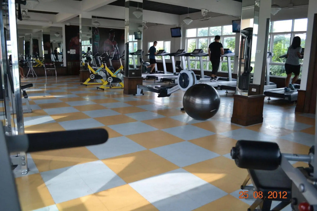 SB Living Place Hotel Phuket Town