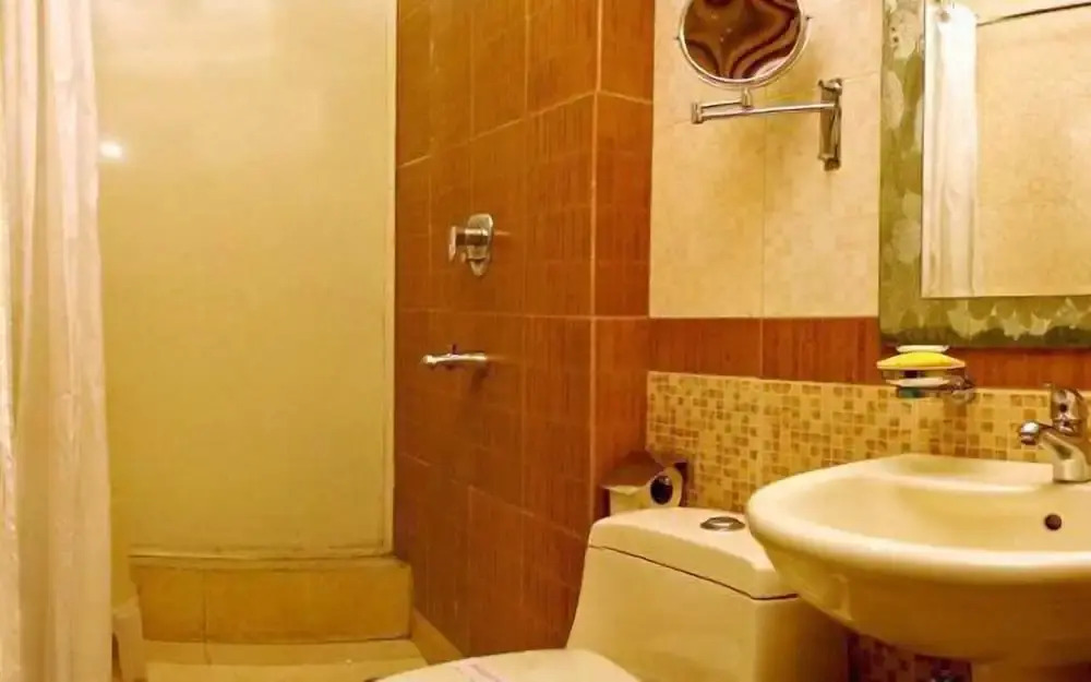 Hotel Amby Inn by Quadis - Lajpat Nagar