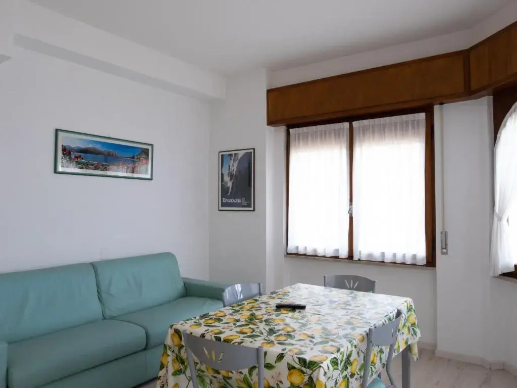 Locazione Turistica Casa Maria-1