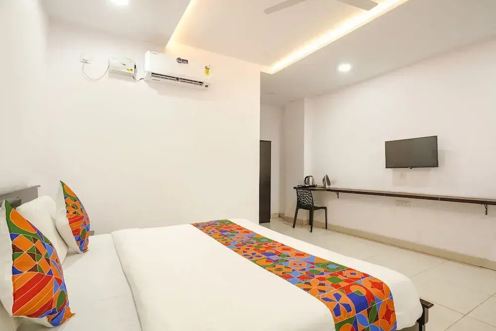 Fabhotel Skycity
