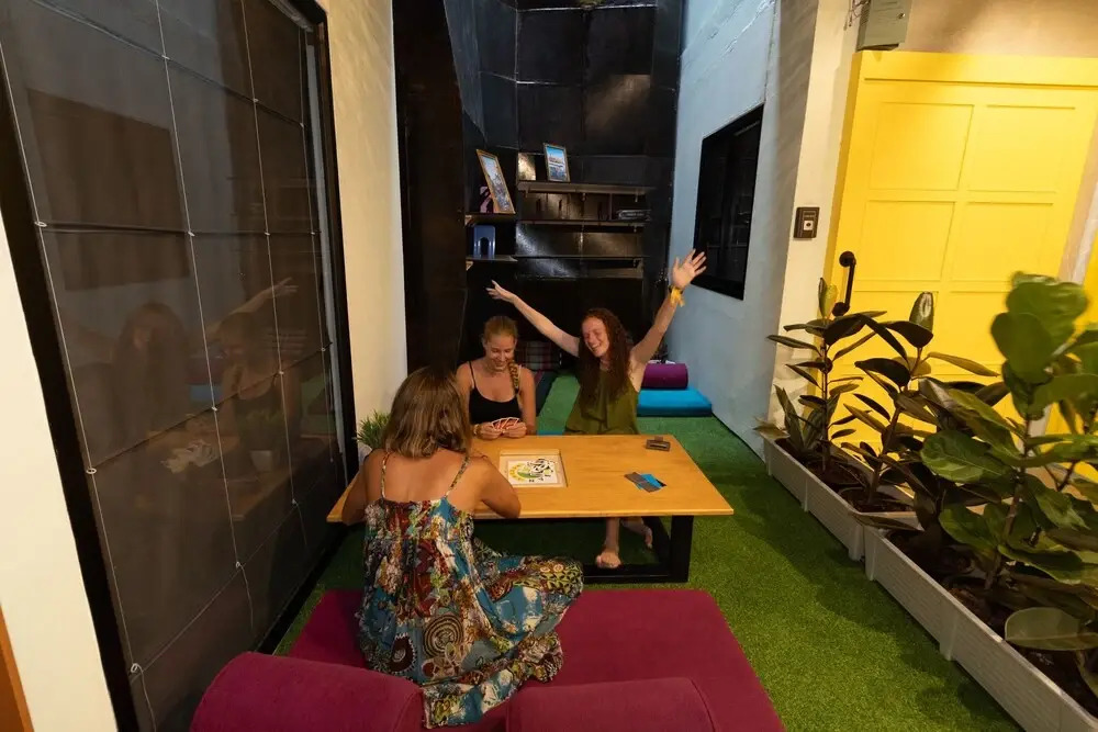 Khao San Social Capsule Hostel