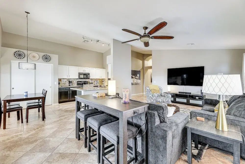 1 Mi to Golf: Mtn-view Gem w/ Patio in Gold Canyon