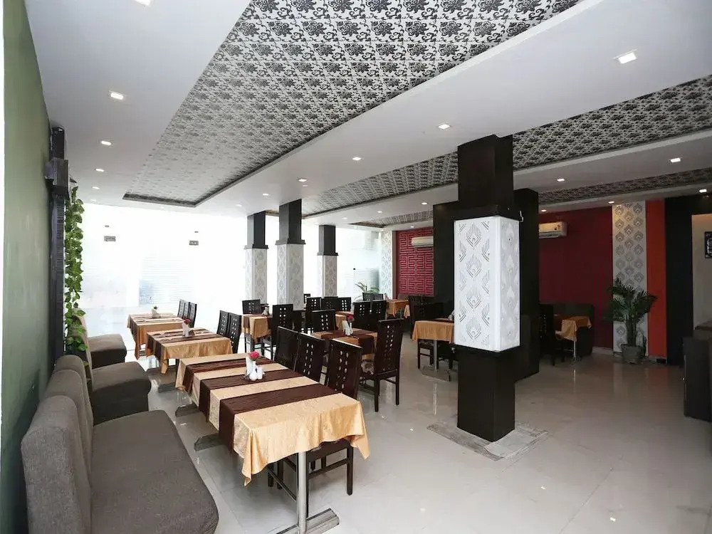 OYO 5474 Hotel Aries