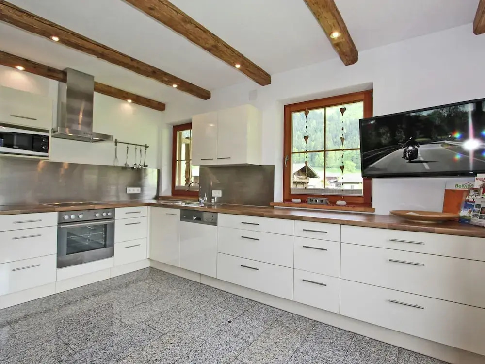 Plush Farmhouse in Ramsau im Zillertal near Ski Area