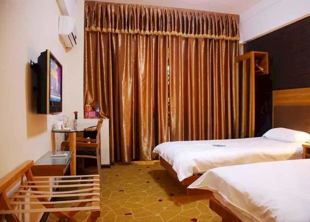 Nine Days Fashion Hotel Zhengzhou China World Trade Center 360 Square