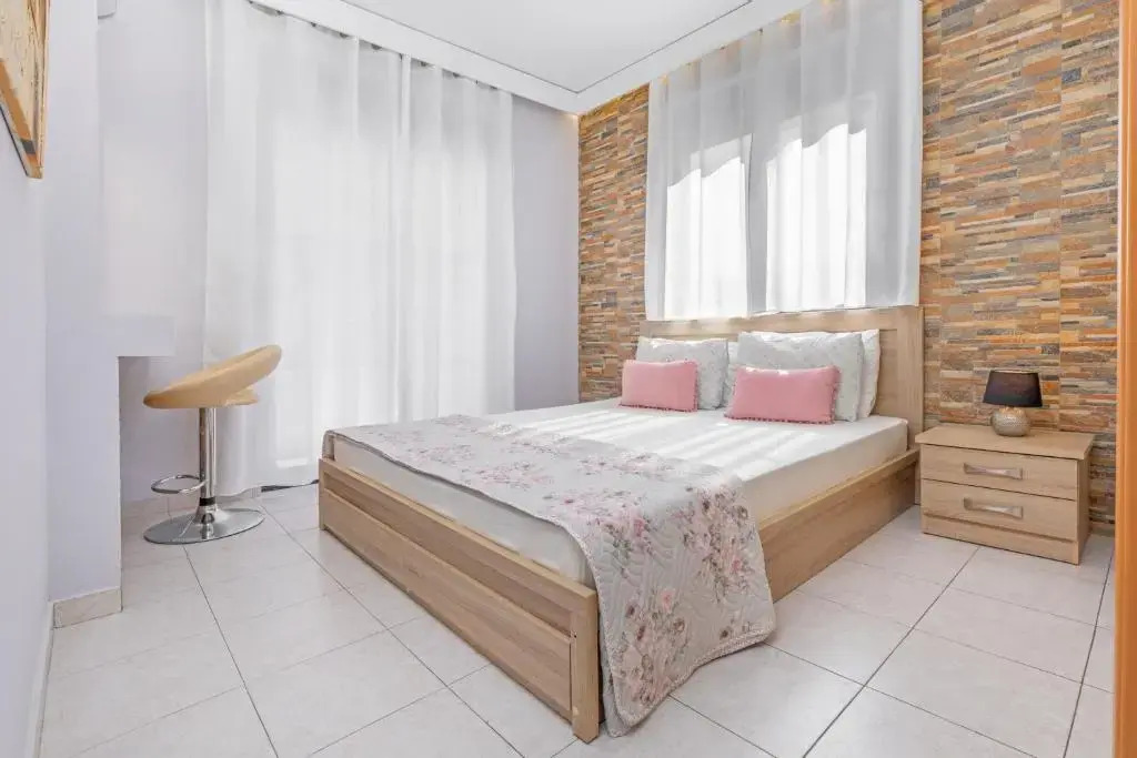 3- Sea view luxury suite in the center of Rhodes!