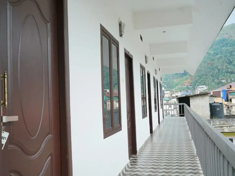OYO 23388 Fathima Residency