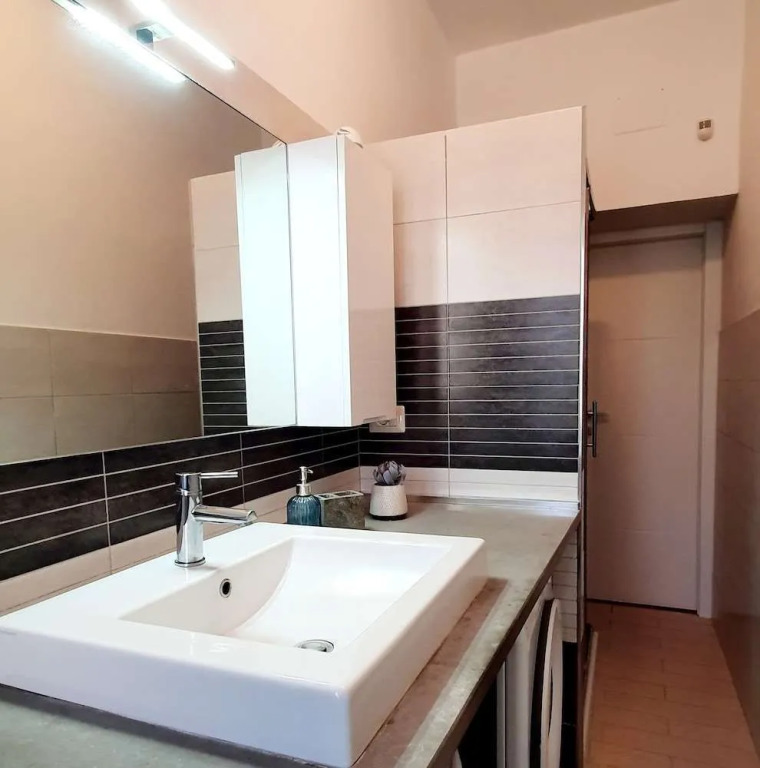 Lemon Sunshine Apartment