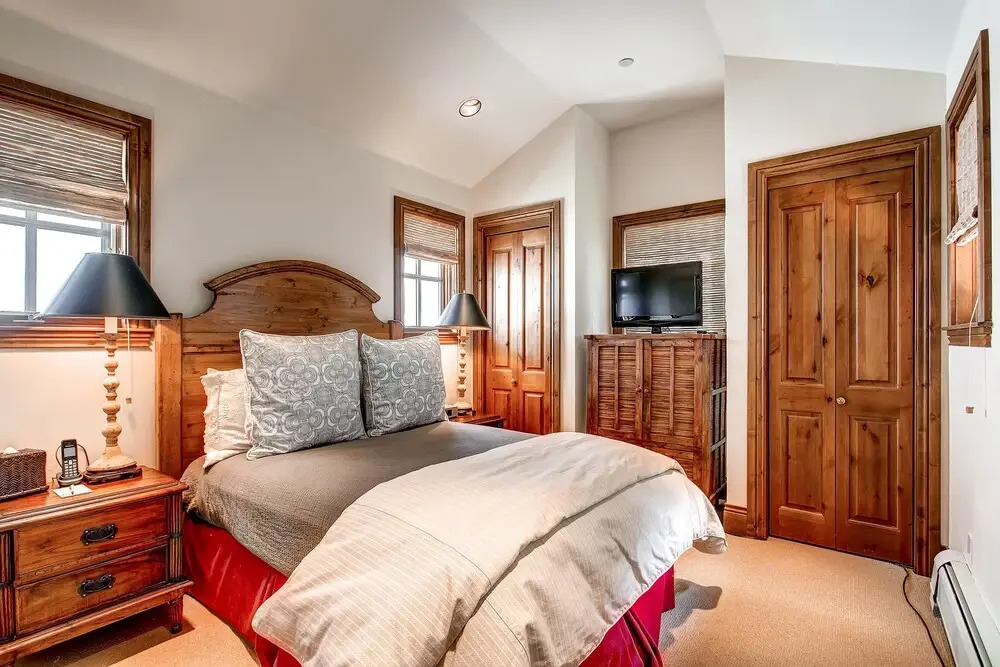 Villa Montane by East West Hospitality