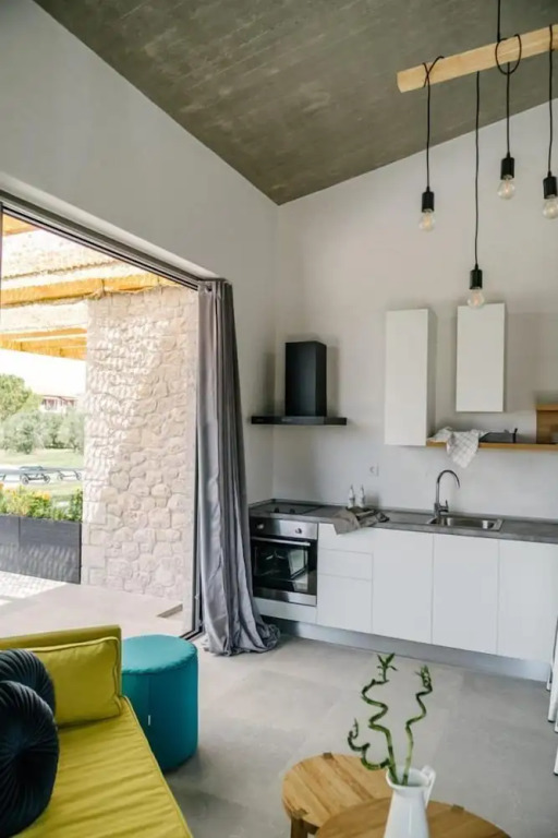 Irissa Suites