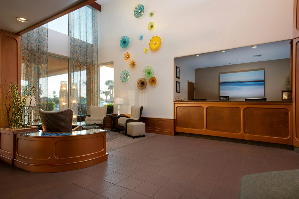 DoubleTree Beach Resort by Hilton Tampa Bay - North Redington Beach