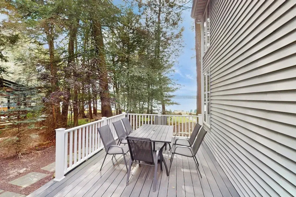 Beach + Dock! Group-friendly Albrightsville Gem