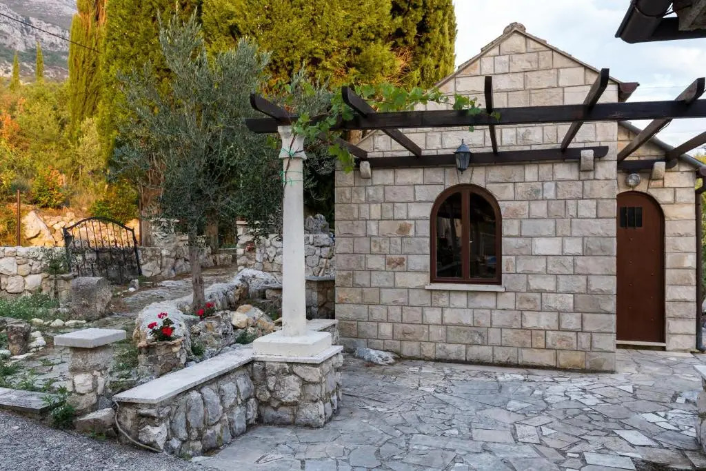 Holiday Home Lazuština Paradise