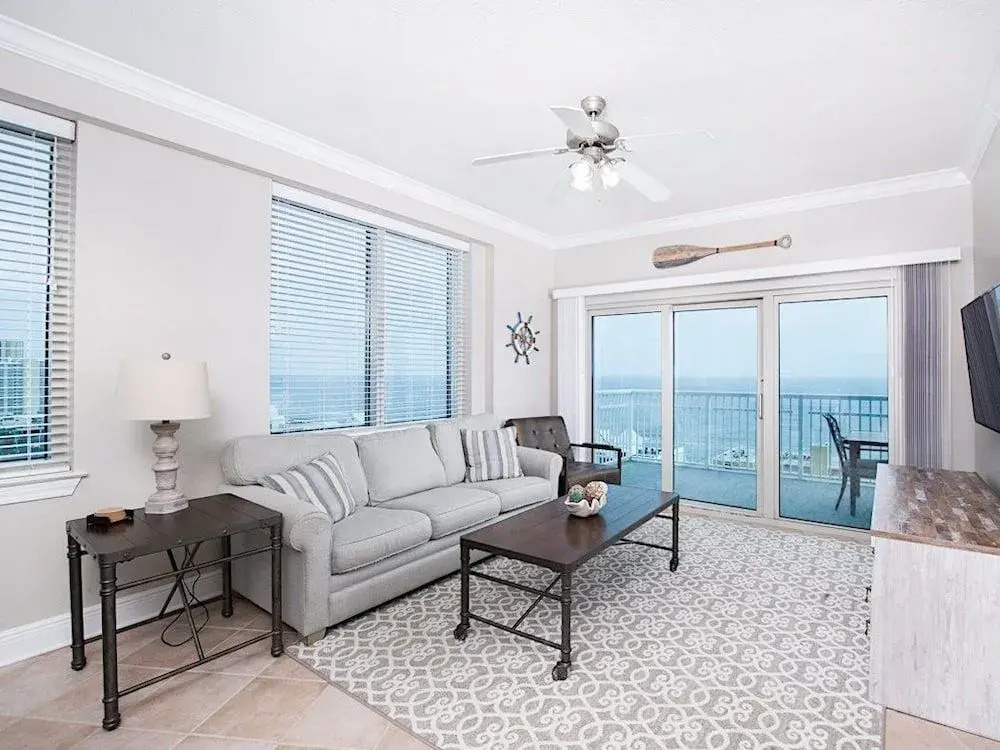 1010W Beach Condo #1501 - 2 Br condo by RedAwning