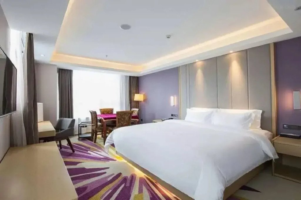Lavande Hotel Qijiang High-speed Railway Station