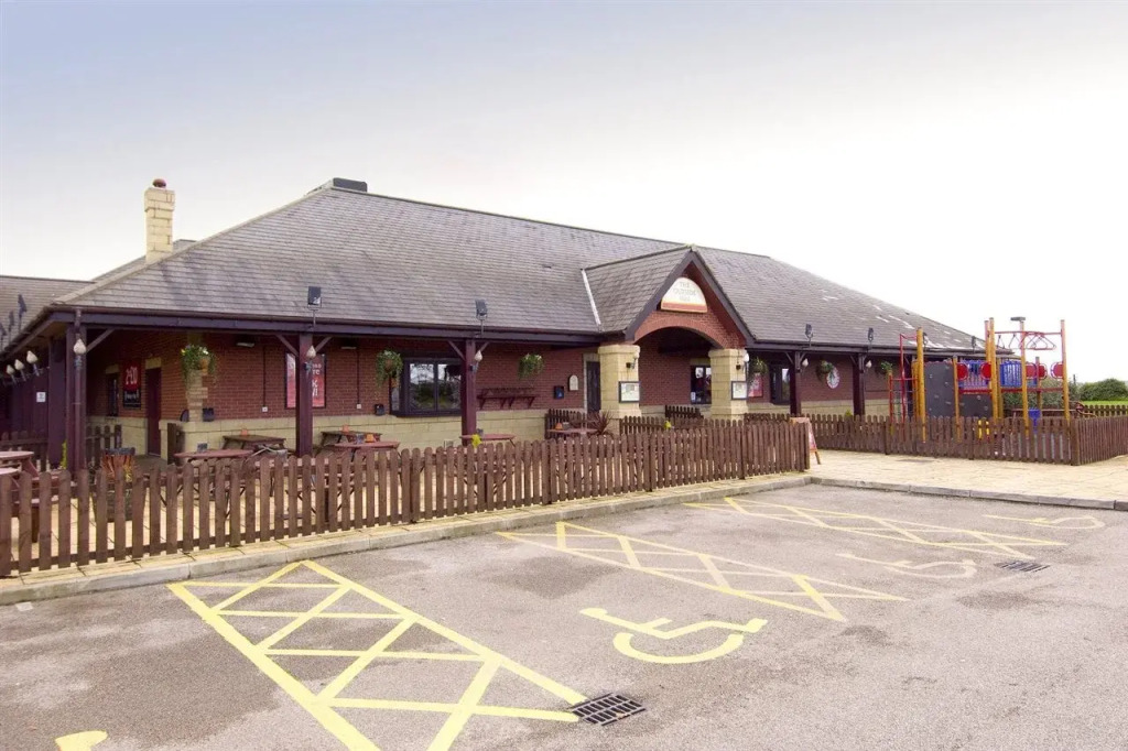 Premier Inn Blackpool East M55, Jct4