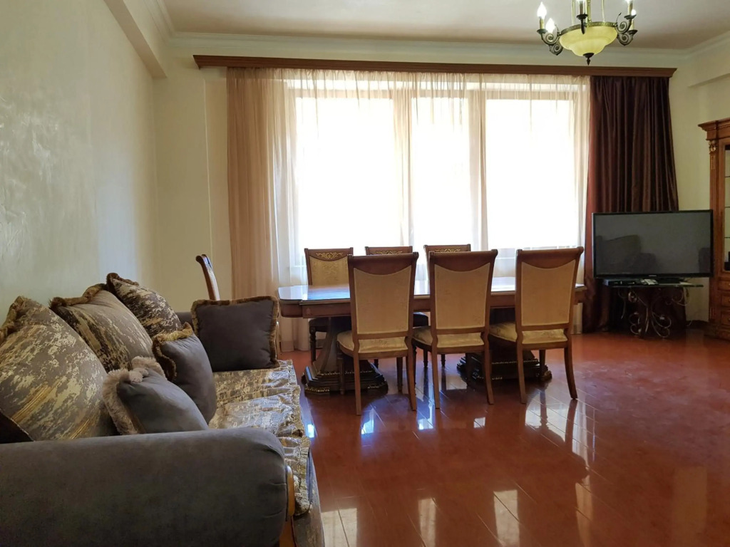 Northern Avenue 2 bedroom Deluxe apartment with Balcony HH644