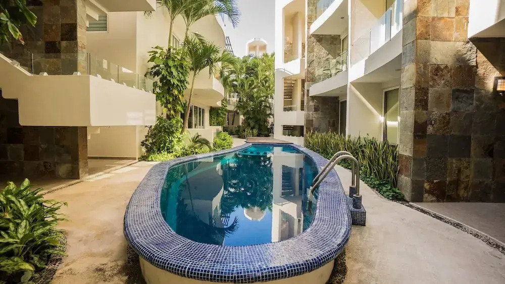 Playa Ge 205 A 2 Bedroom Condo by Redawning
