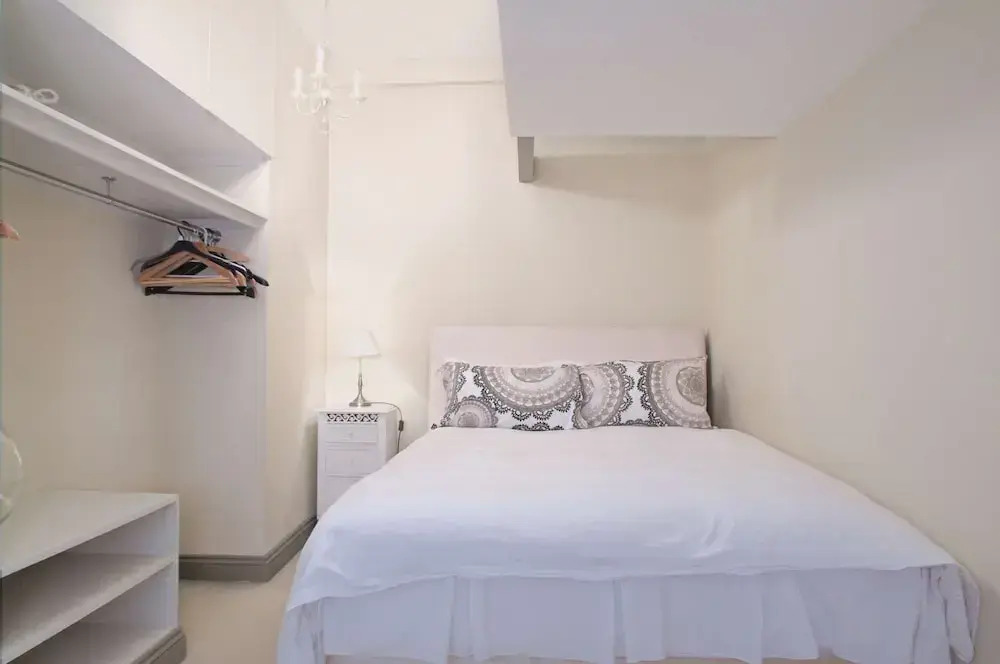 The London Agent - Hurlingham Mansion Flat SW6