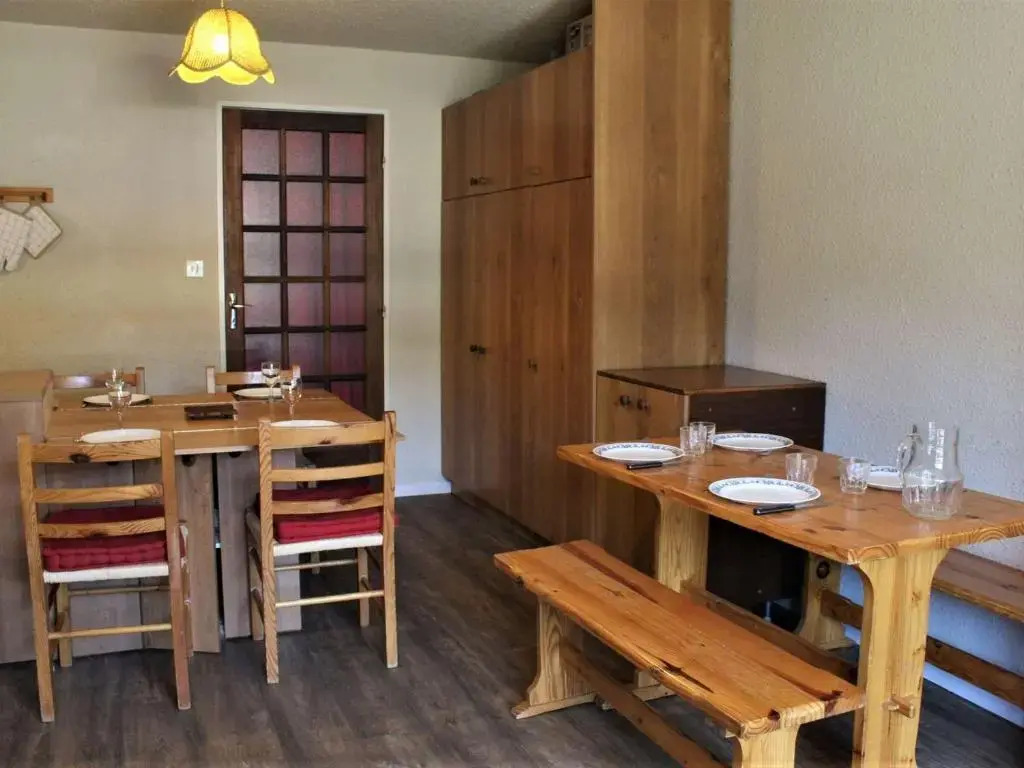 Appartement Risoul, 2 pièces, 8 personnes - FR-1-330-499
