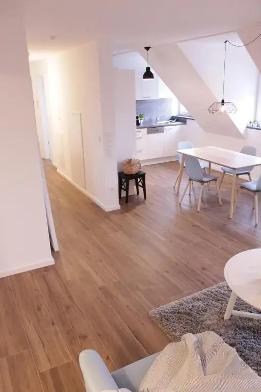 NEU-Luxus Apartment-Zentral 350m Altstadt-2Zi-65qm