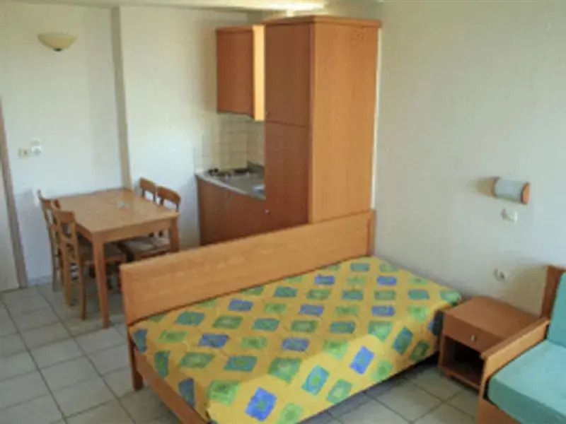 Marinos Beach Hotel