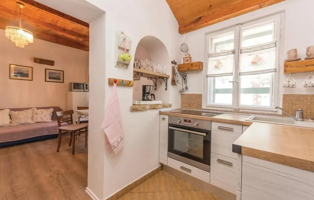 Beautiful Home in Zdrelac With Wifi and 1 Bedrooms
